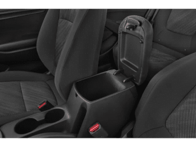 2025 Kia Seltos — photo 11 view