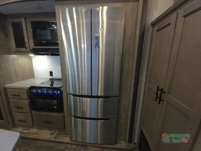 2021 Forest River RV Sabre — photo 39 view