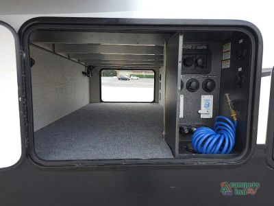 2021 Forest River RV Sabre — photo 9 view