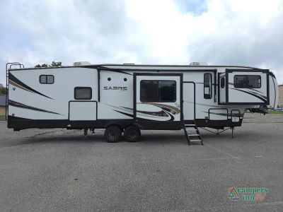 2021 Forest River RV Sabre — photo 8 view