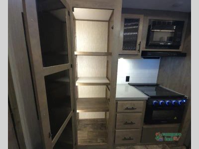 2021 Forest River RV Sabre — photo 38 view