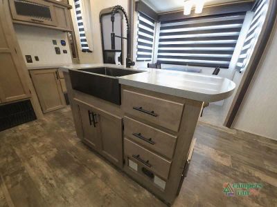 2021 Forest River RV Sabre — photo 41 view