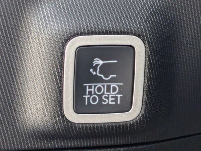 2026 Jeep Grand Cherokee — photo 13 view