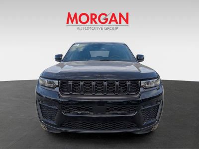 2026 Jeep Grand Cherokee — photo 8 view