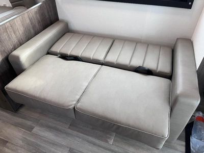 2026 Entegra Coach Odyssey SE - Photo 16