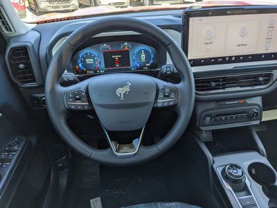 2025 Ford Bronco Sport — photo 13 view