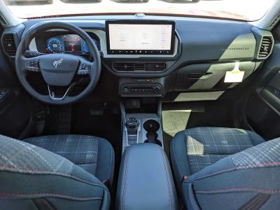 2025 Ford Bronco Sport — photo 12 view