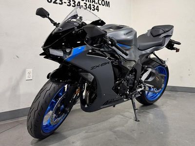 2026 Kawasaki Ninja ZX-6R ABS - Photo 2