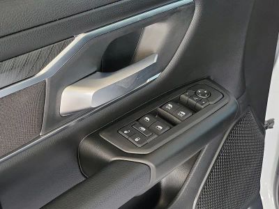 2026 Ram 1500 — photo 16 view