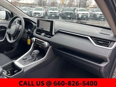 2025 Toyota RAV4 Hybrid - Photo 28