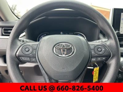 2025 Toyota RAV4 Hybrid - Photo 16