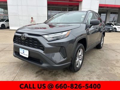 2025 Toyota RAV4 Hybrid - Photo 2