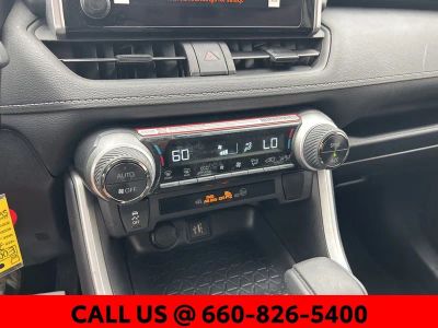 2025 Toyota RAV4 Hybrid - Photo 18