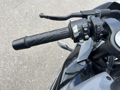 2023 CFMOTO 300SS - Photo 14