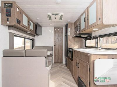 2022 Forest River RV Salem - Photo 11