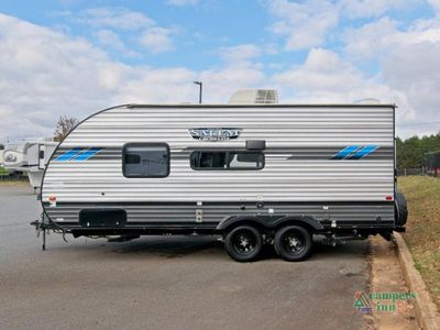 2022 Forest River RV Salem - Photo 4