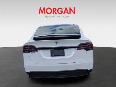 2022 Tesla Model X — detail view