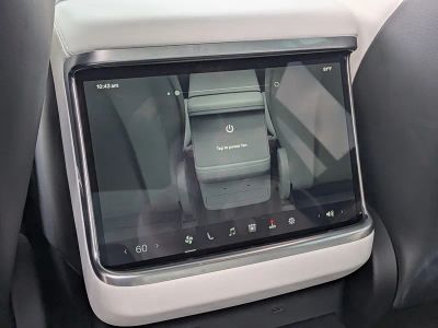 2022 Tesla Model X — photo 17 view