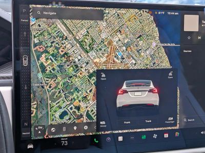 2022 Tesla Model X — photo 30 view