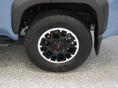 2025 Toyota 4Runner 4WD - Photo 10