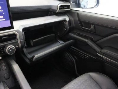 2025 Toyota 4Runner 4WD - Photo 26