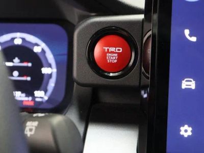 2025 Toyota 4Runner 4WD - Photo 18