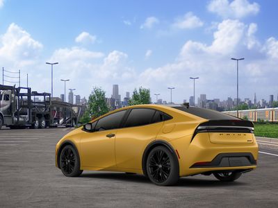 2026 Toyota Prius Plug-in Hybrid — photo 8 view