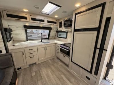 2023 Jayco White Hawk - Photo 31