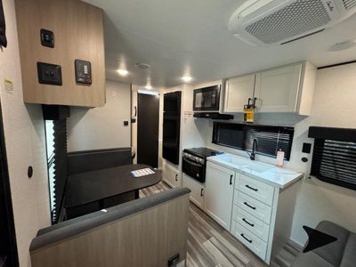 2026 Jayco Jay Flight SLX - Photo 4
