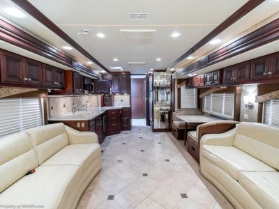2008 Fleetwood Revolution 42N - Photo 6