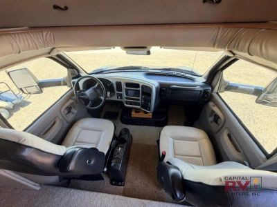 2009 Jayco Seneca HD — photo 10 view