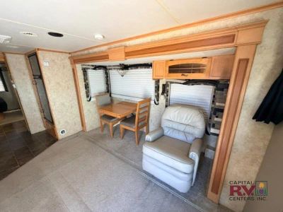 2009 Jayco Seneca HD — photo 12 view
