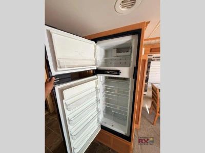 2009 Jayco Seneca HD — photo 17 view