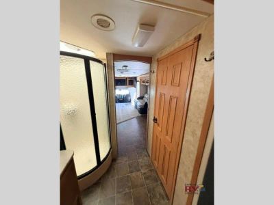 2009 Jayco Seneca HD — photo 30 view