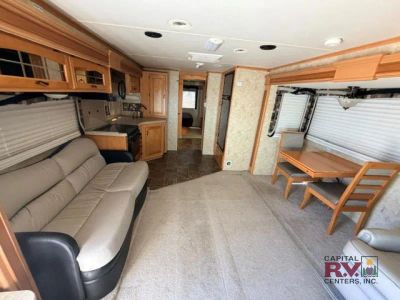 2009 Jayco Seneca HD — photo 13 view