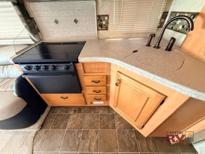 2009 Jayco Seneca HD — photo 22 view