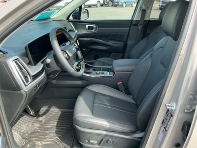 2026 Kia Sorento — photo 10 view