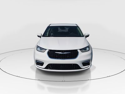 2023 Chrysler Pacifica — side profile view
