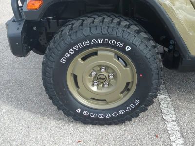 2026 Jeep Gladiator — photo 11 view
