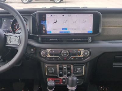 2026 Jeep Gladiator — photo 20 view