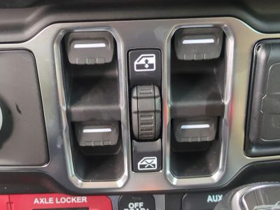 2026 Jeep Gladiator — photo 25 view
