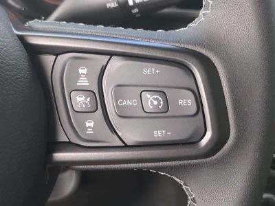 2026 Jeep Gladiator — photo 27 view