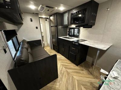 2022 Forest River RV Ozark — photo 12 view