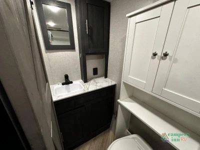 2022 Forest River RV Ozark — photo 31 view