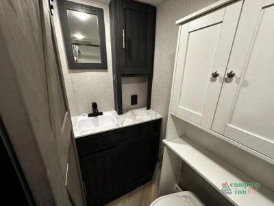 2022 Forest River RV Ozark — photo 30 view