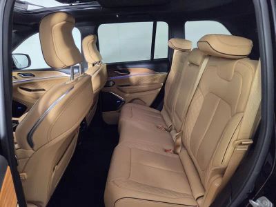 2024 Jeep Grand Cherokee — photo 26 view