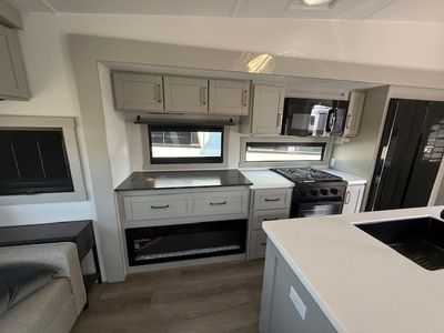 2026 Brinkley RV Model Z - Photo 10