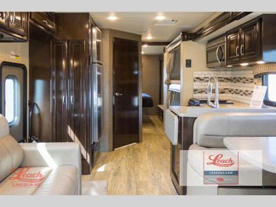 2017 Chateau 35SB - Photo 11