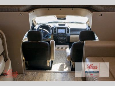 2017 Chateau 35SB - Photo 12