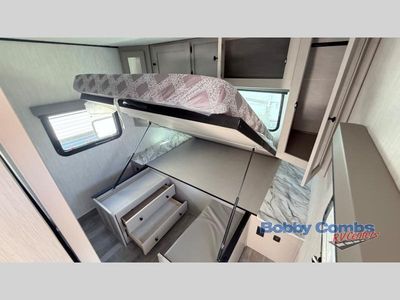 2025 Coachmen RV Apex Ultra-Lite - Photo 15